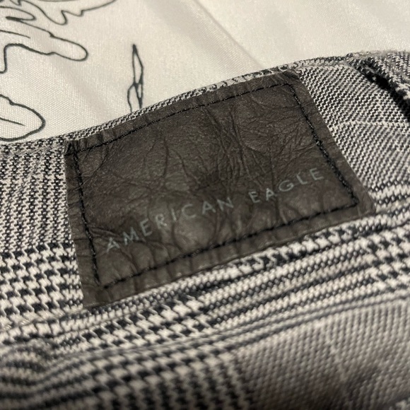 Gray Plaid Skirt from American Eagle - Picture 4 of 4